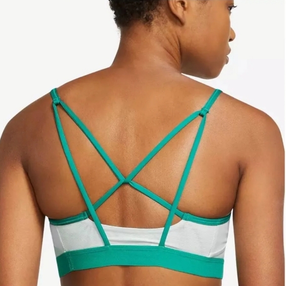 Nike Women's Large Dri Fit Indy Logo Sports Bra - Picture 5 of 6